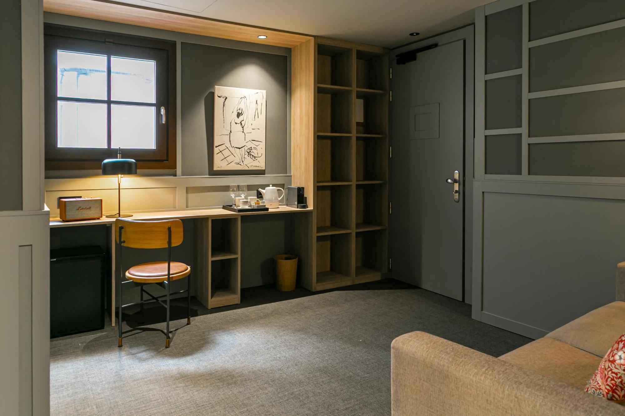 Hotel La Pau 4 Sup Барселона Екстериор снимка