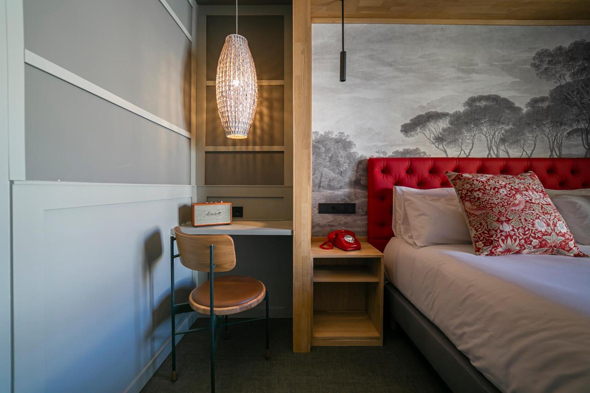 Hotel La Pau 4 Sup Барселона Екстериор снимка