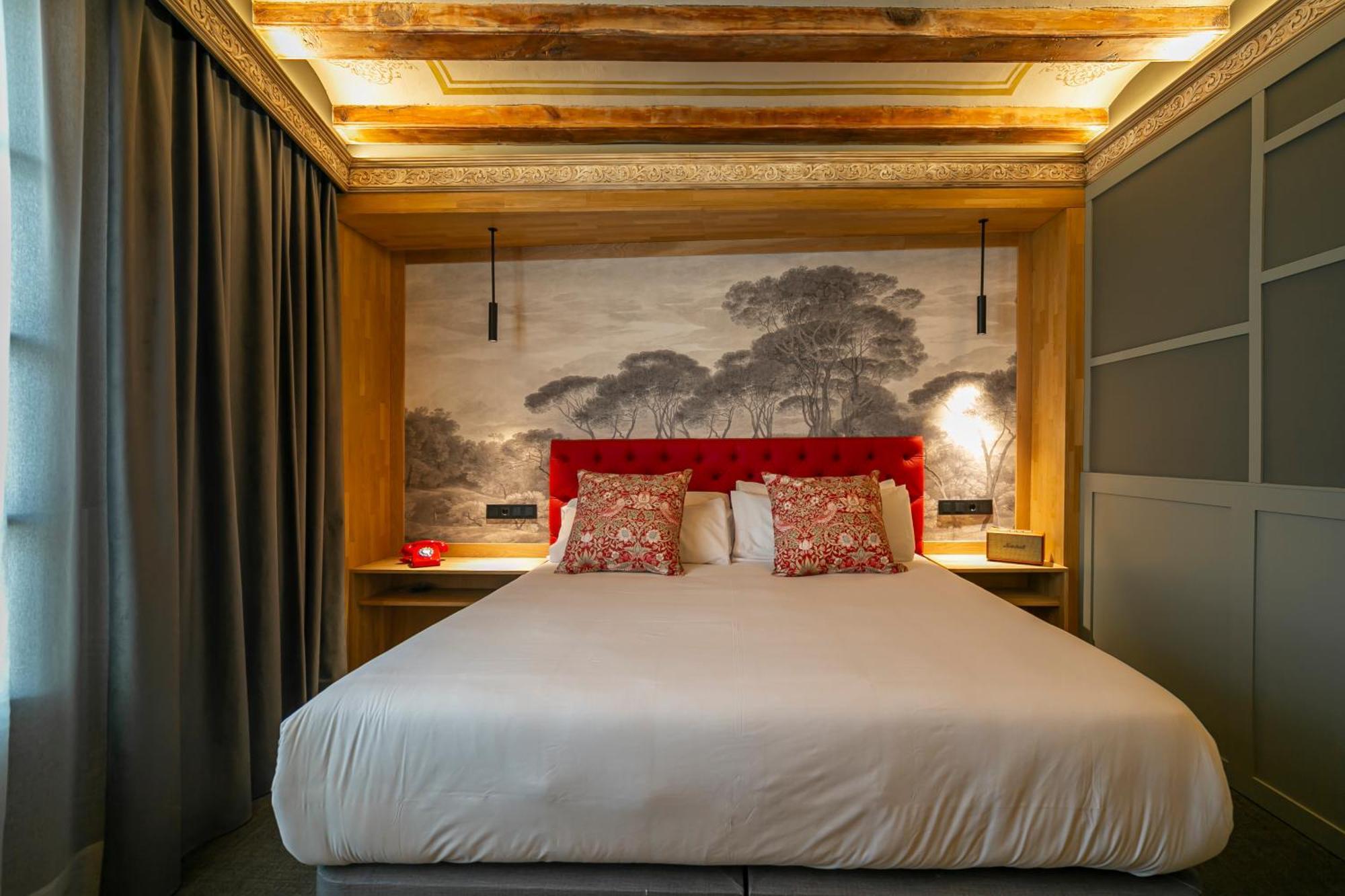 Hotel La Pau 4 Sup Барселона Екстериор снимка
